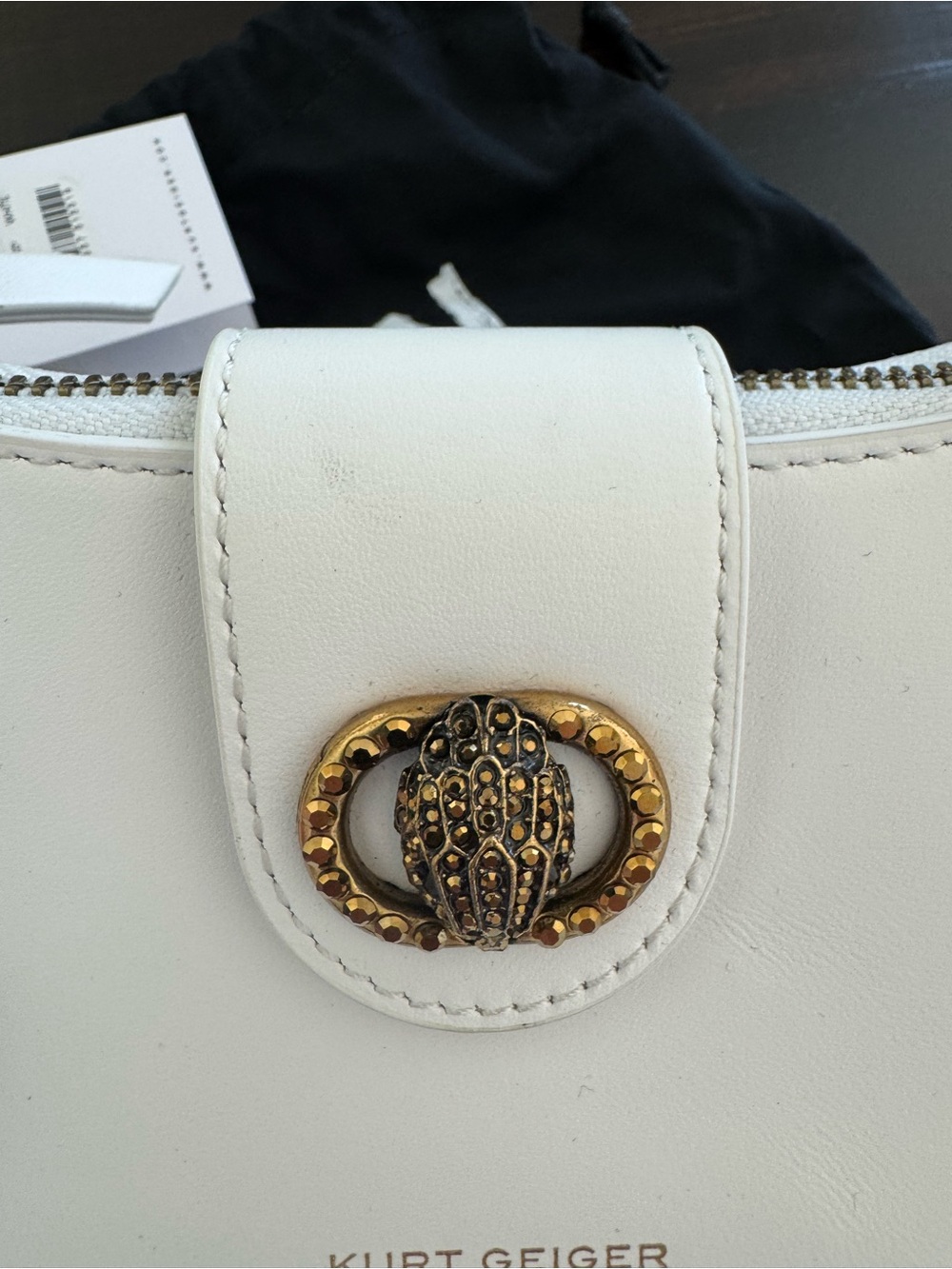 Kurt Geiger White Leather Crossbody Bag with Gold Chain Detail NWT - Picture 5 of 8